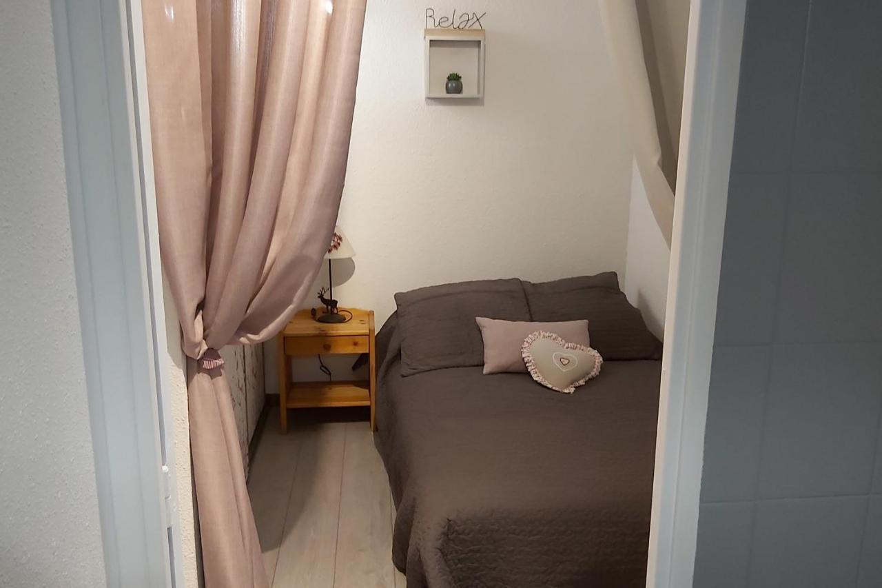 Beautiful Studio With Balcony In Briancon エクステリア 写真