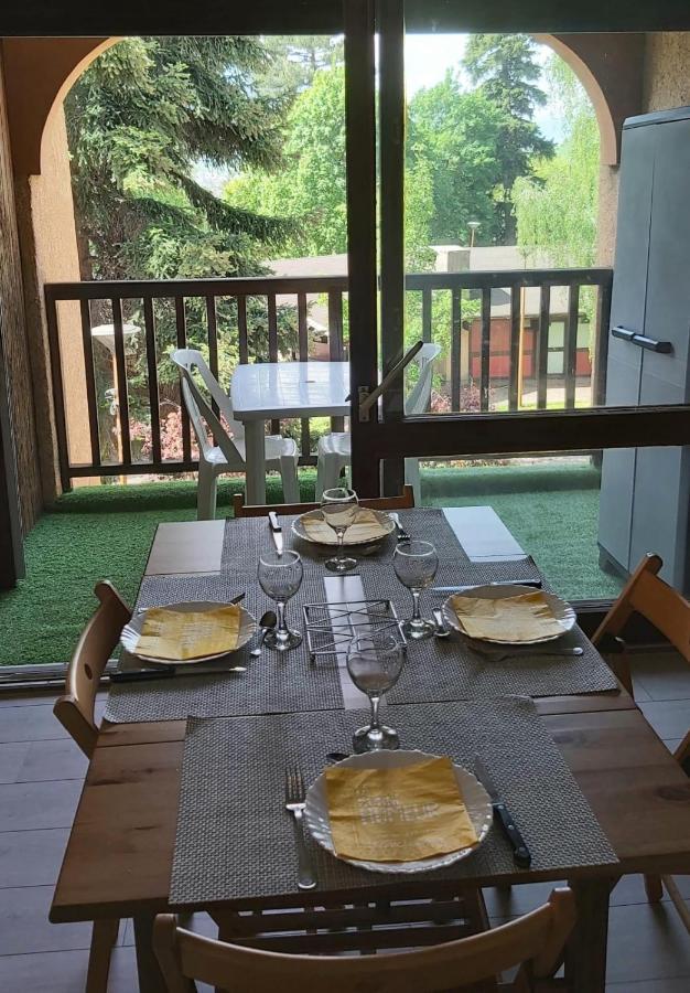 Beautiful Studio With Balcony In Briancon エクステリア 写真